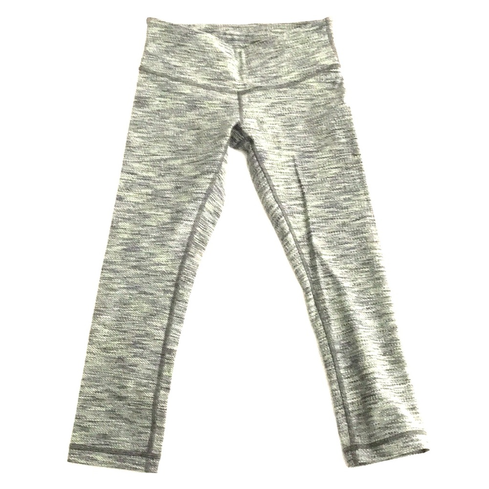 Lululemon capris. Worn once!